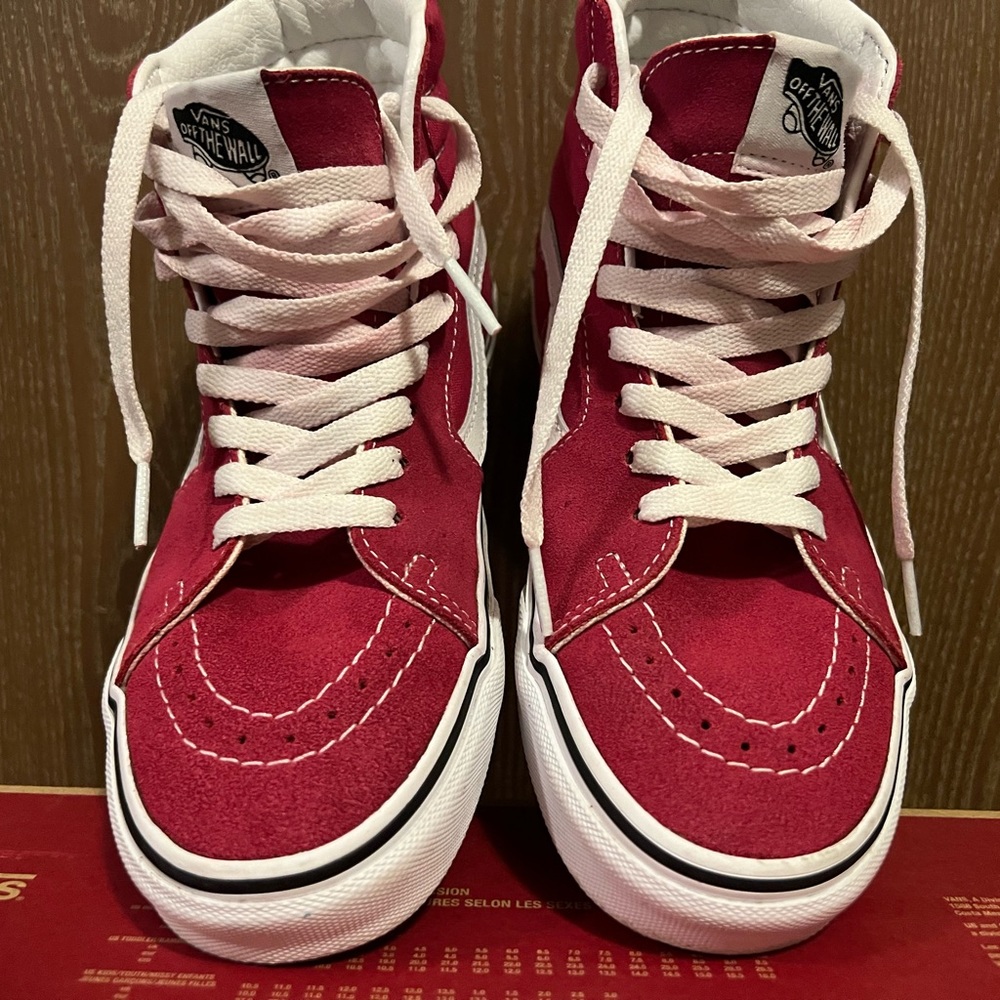 Vans - Picture 9 of 9